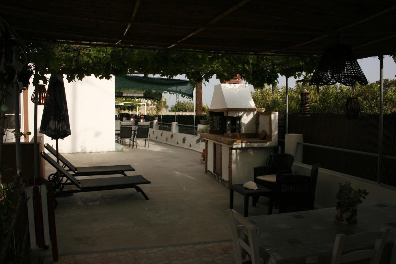 Kiki Stegna Apartment Archangelos  Exterior photo